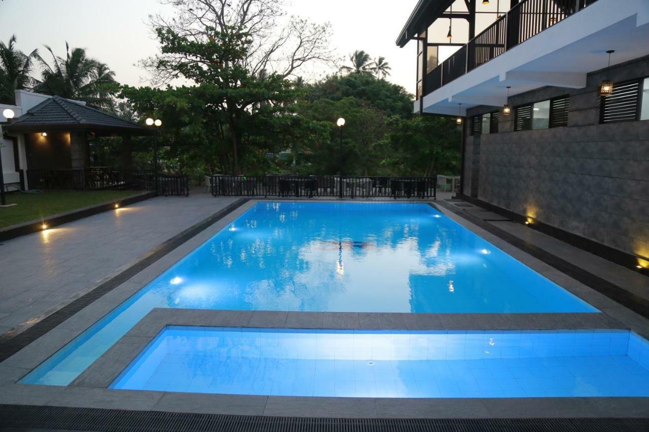 3R Resort 니곰보 외부 사진